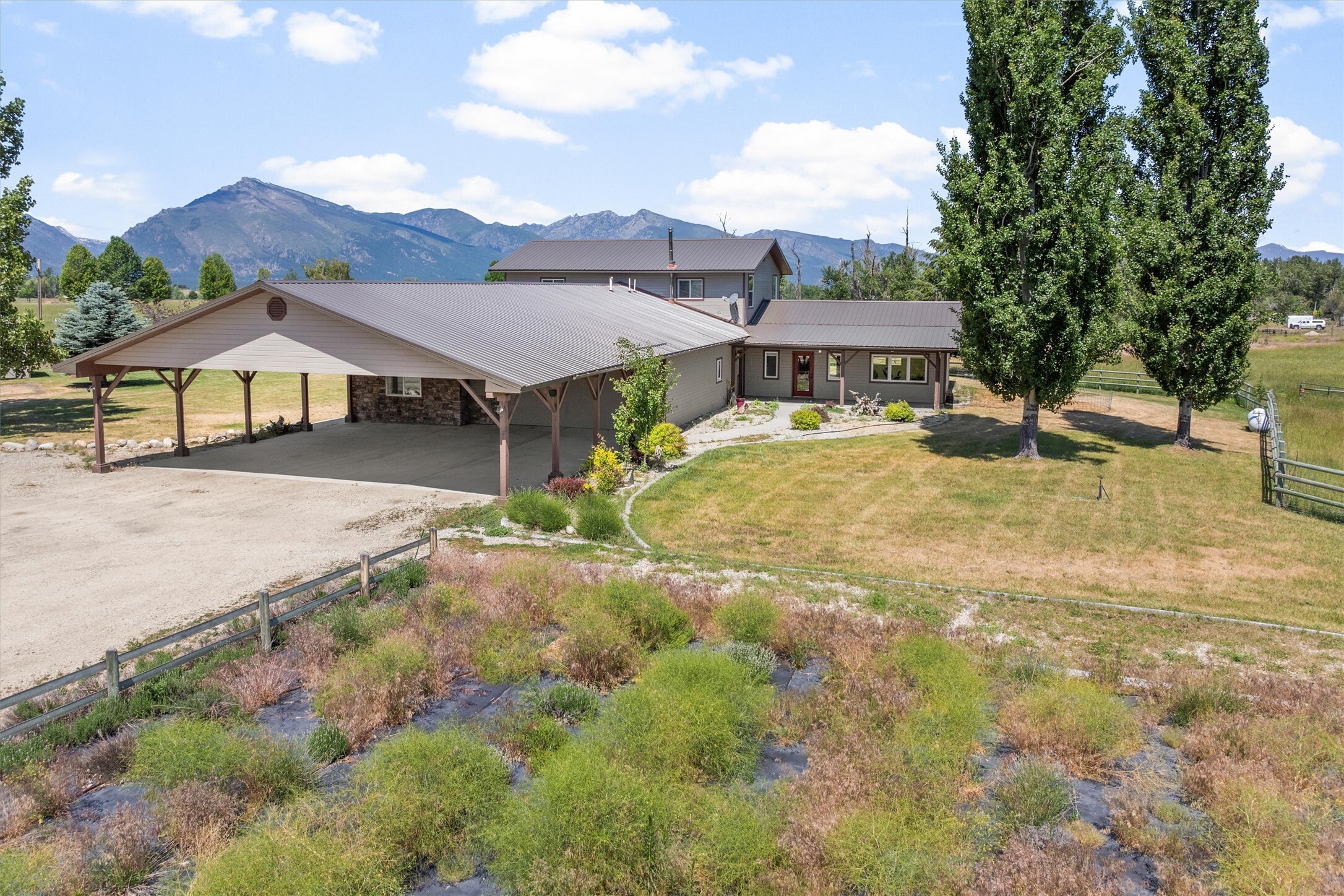 Property Photo: 970 Shoshone Loop MT 59840