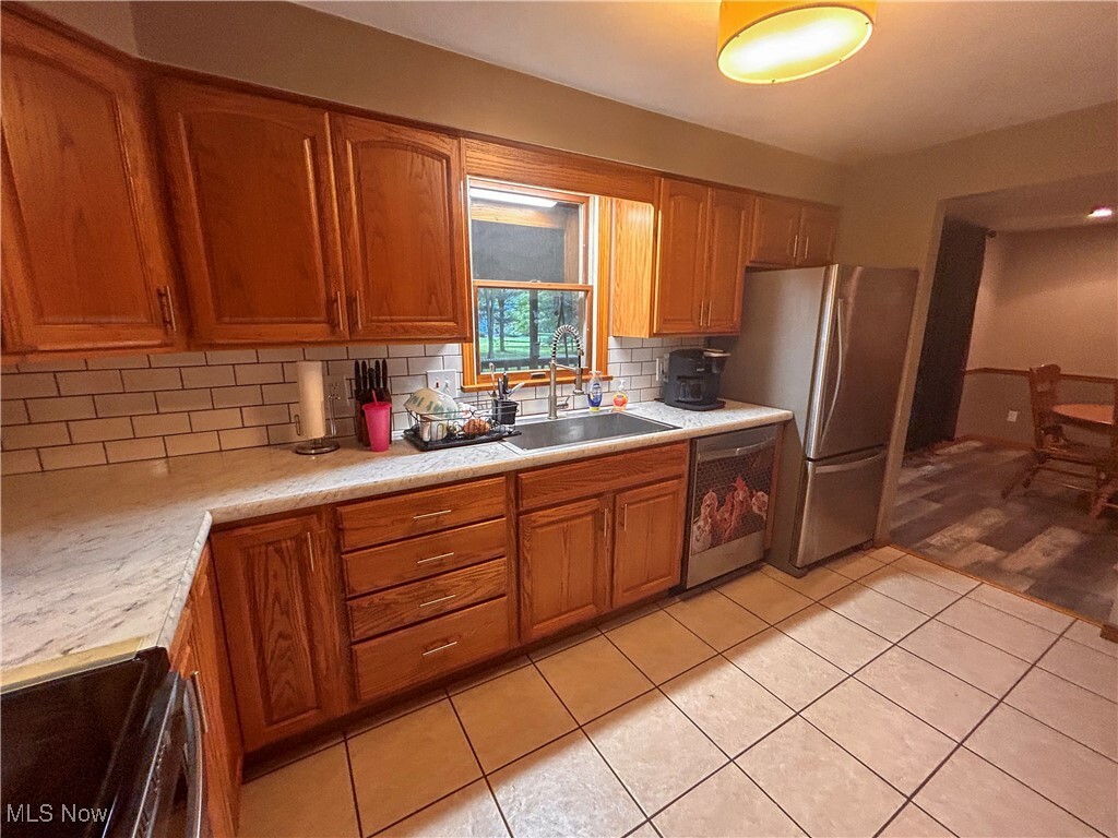 Property Photo: 2055 Maple Drive OH 44408