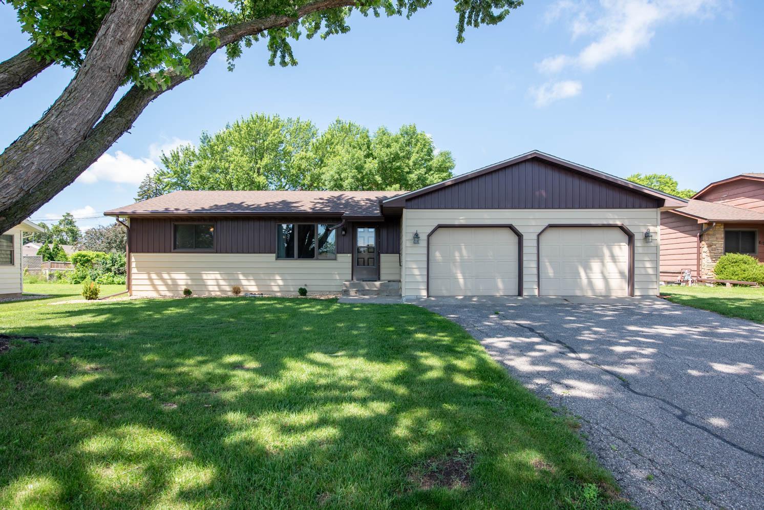 Property Photo: 608 Pfau Street MN 56001