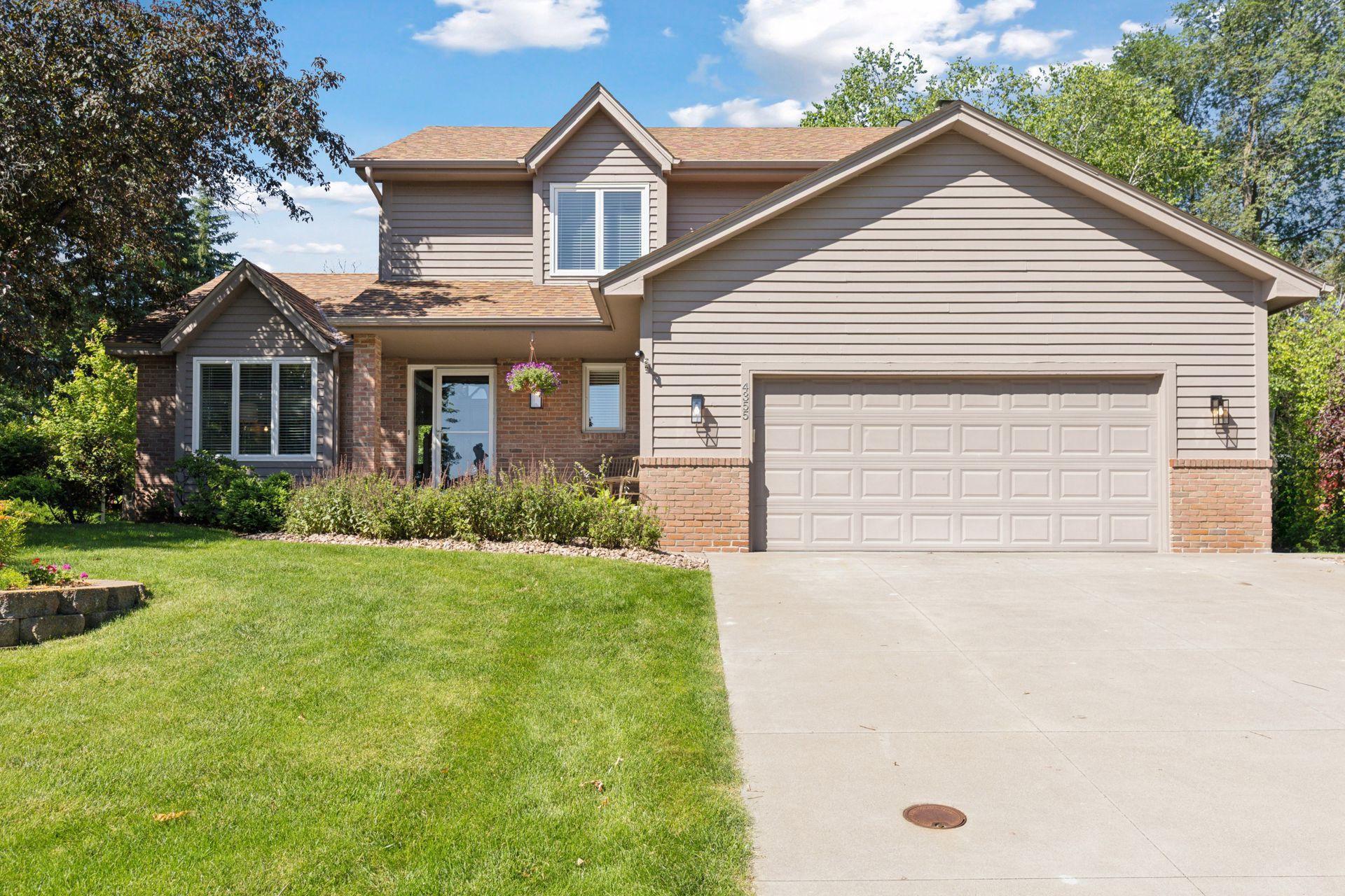4355 Harbor Lane N  Plymouth MN 55446 photo