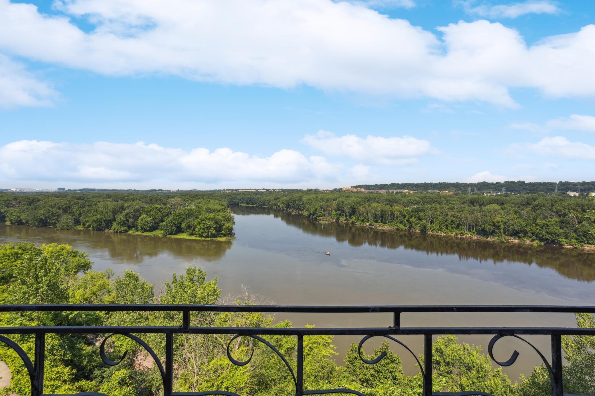 Property Photo: 1111 Sibley Memorial Highway 4D MN 55118