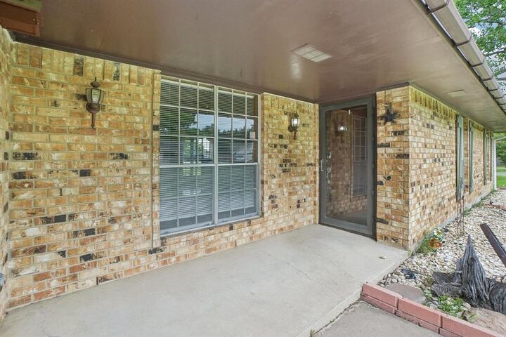 Photo de la propriété:  1301 Azalea Lane  TX 75165