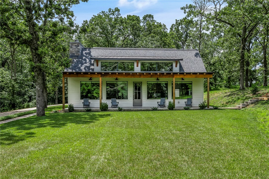 Property Photo: 14466 Shipe Road AR 72736