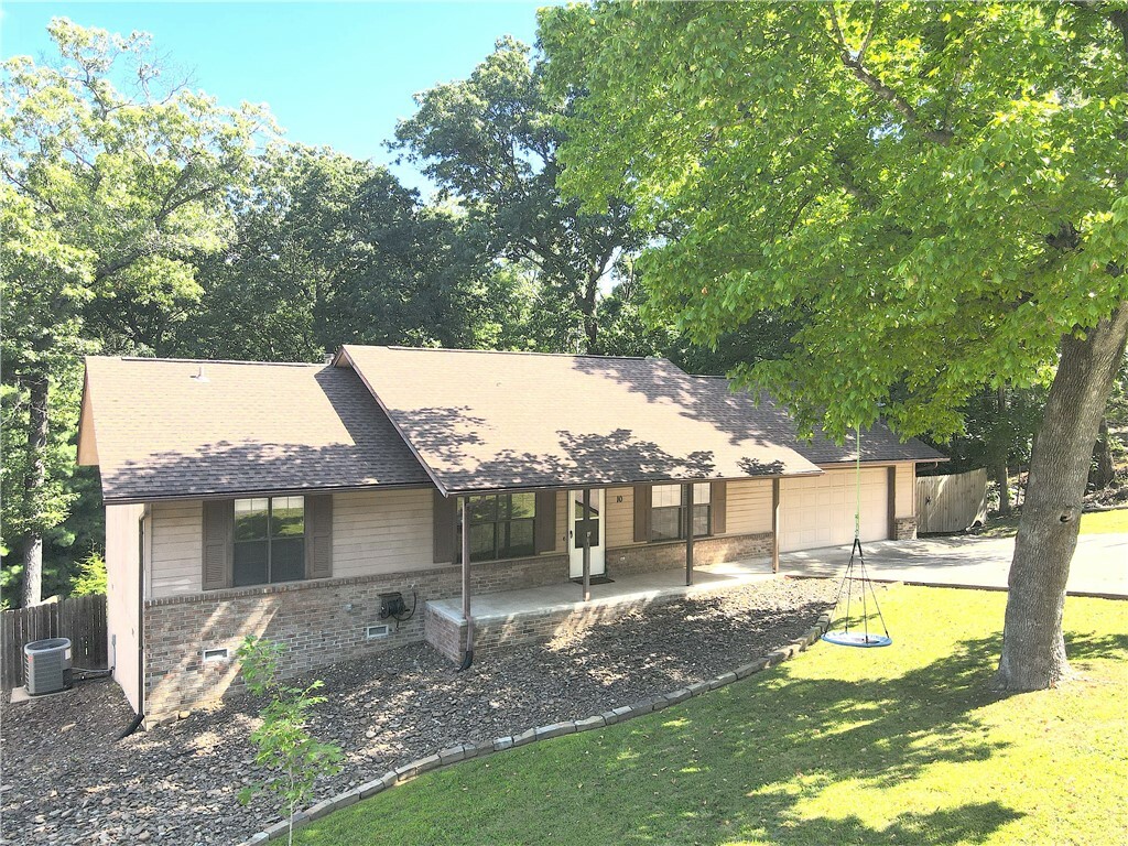 10 Tennyson Lane  Bella Vista AR 72714 photo