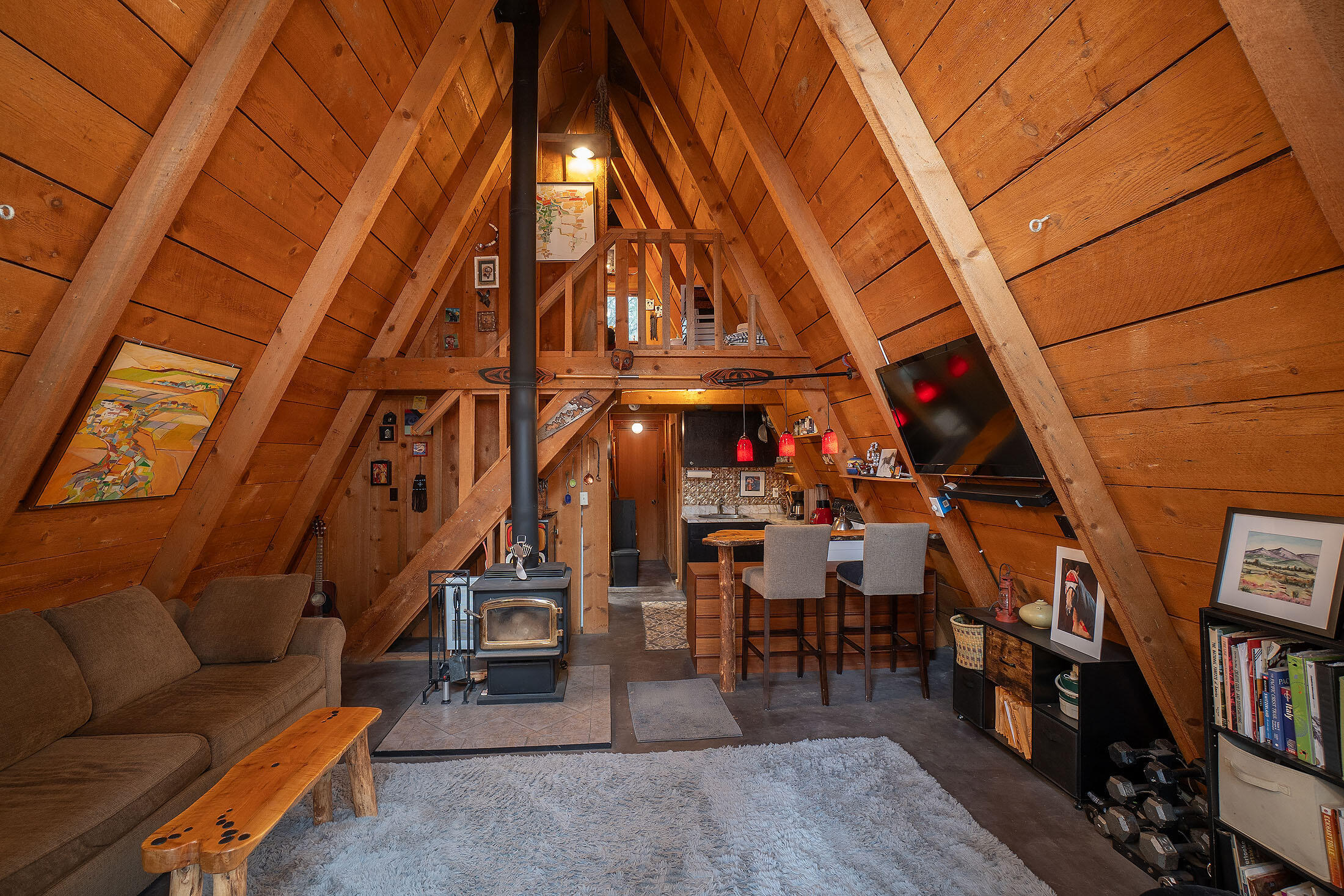 Property Photo: 15635 6th Street OR 97739