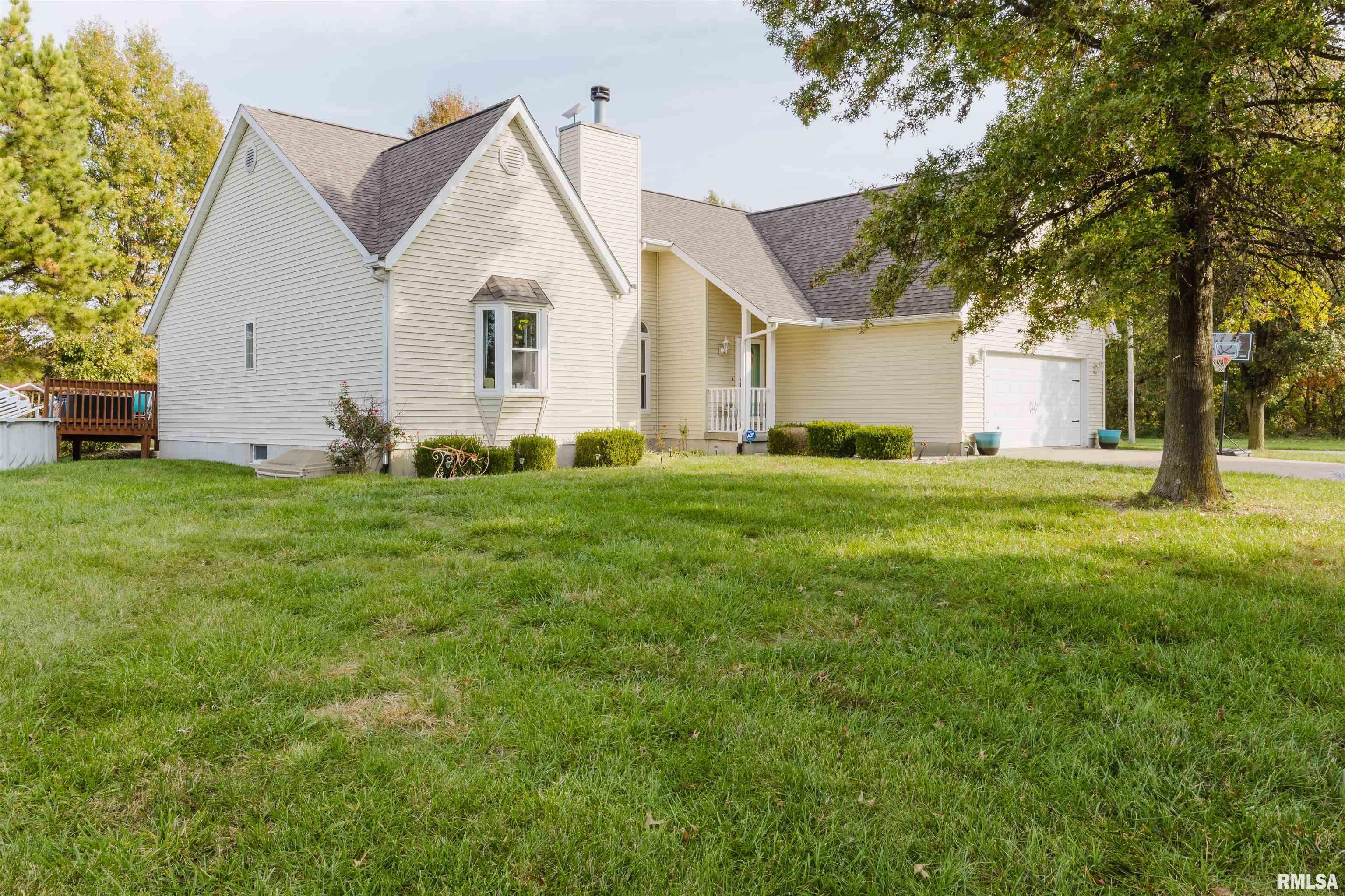 Property Photo: 10224 Illinois Steel Road IL 62951