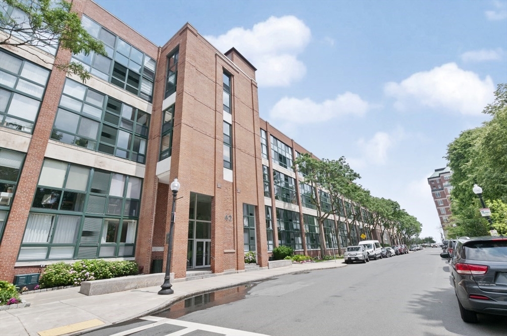Property Photo:  42 8th Street 4309  MA 02129 
