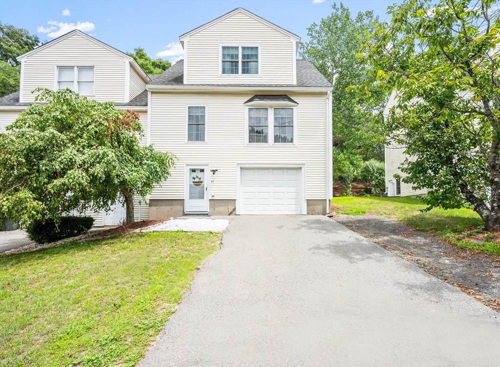 Property Photo:  44 Mahogany Run 44  MA 01453 
