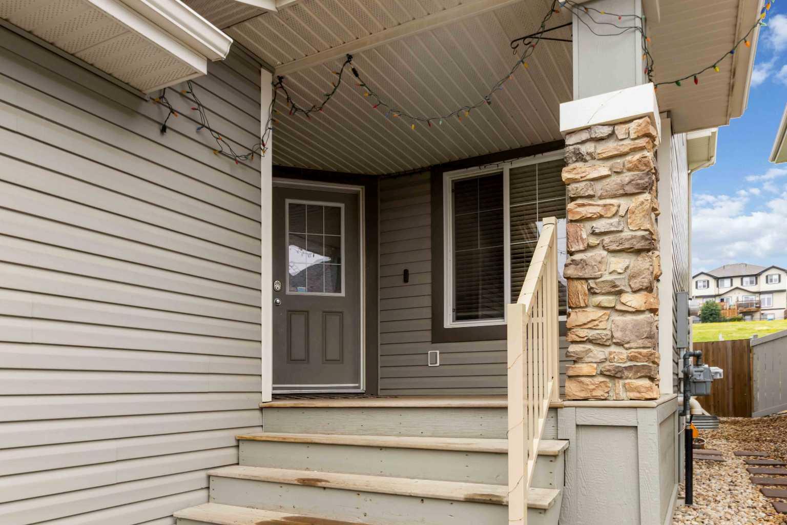 Property Photo: 136 Gravelstone Way AB T9K 0S8