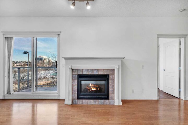 Property Photo:  333 Riverfront Avenue SE 453  AB T2G 5R1 