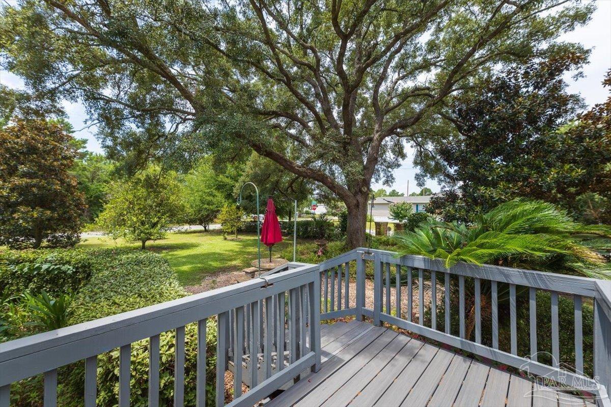 Property Photo: 1804 El Paso Trl FL 32566