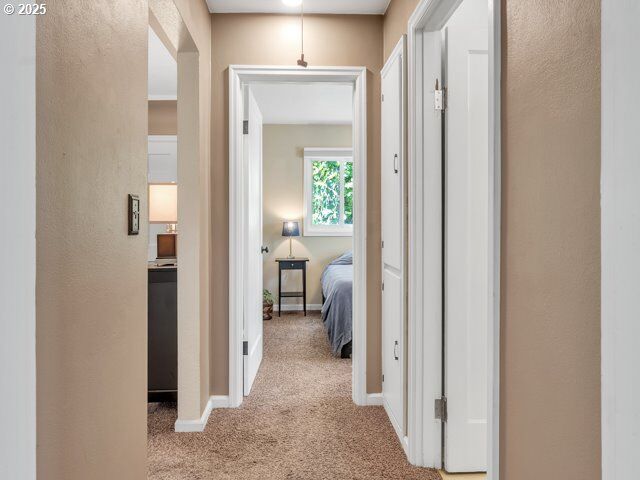 Property Photo:  3480 Neef Ave  OR 97302 