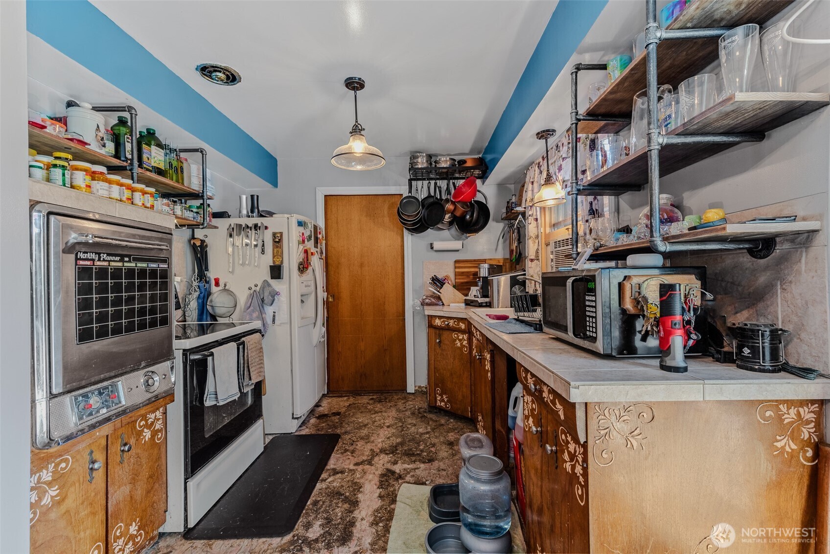 Property Photo: 407 NW 85th Street WA 98665