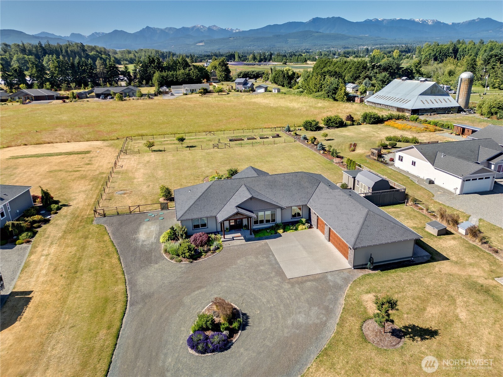 Property Photo: 73 Sable Court WA 98382