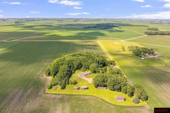 Property Photo: 39205 436th Street MN 56082