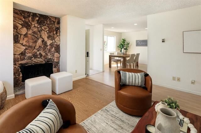 Property Photo: 1021 Cheryl Ann Circle 62 CA 94544