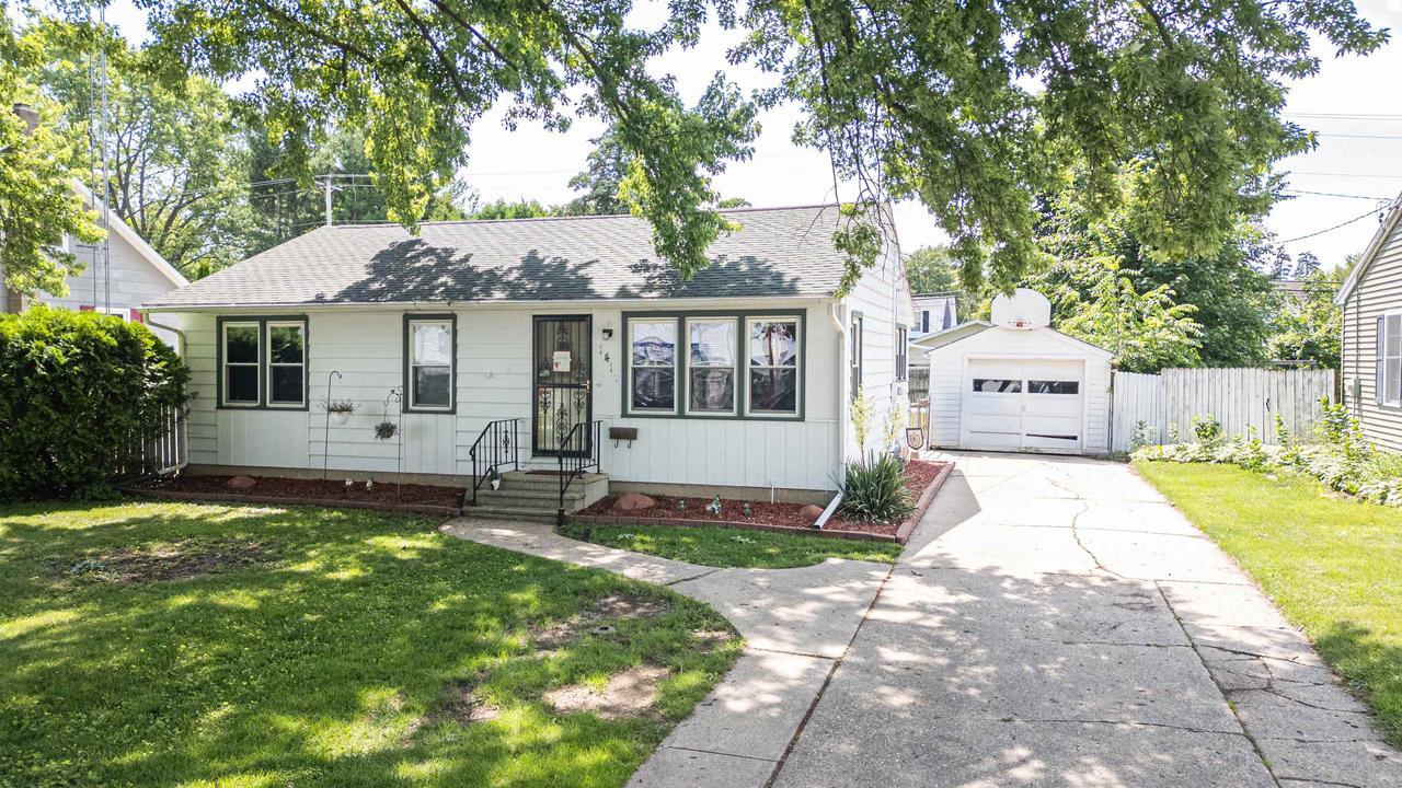 Property Photo: 1412 Craig Avenue WI 53546