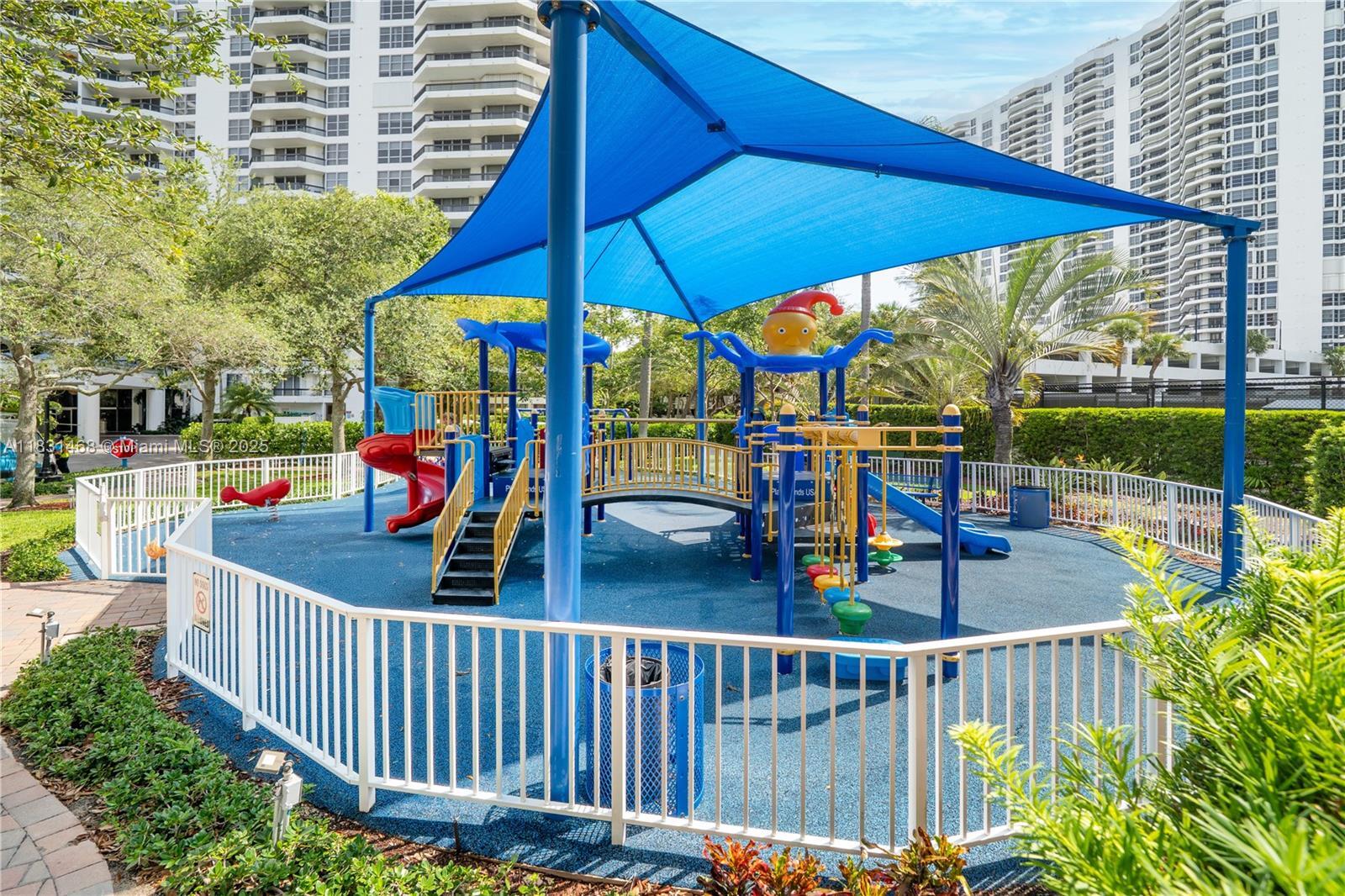 Property Photo: 3500 Mystic Pointe Dr 1908 FL 33180