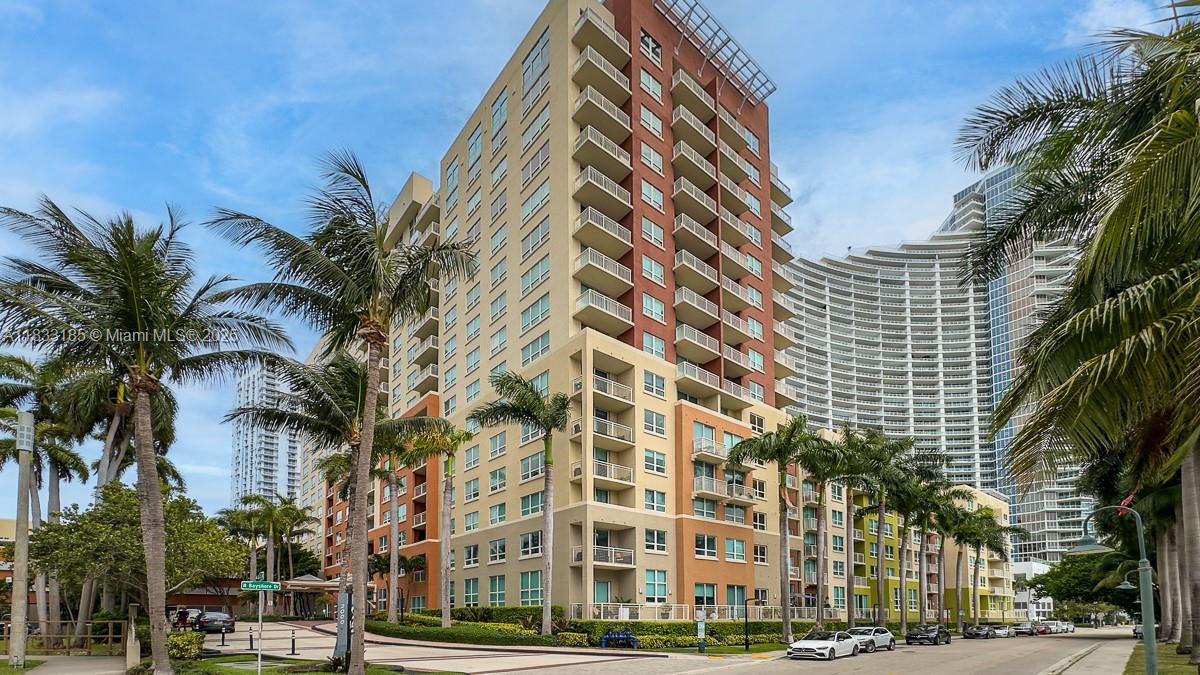 2000 N Bayshore Dr 203  Miami FL 33137 photo