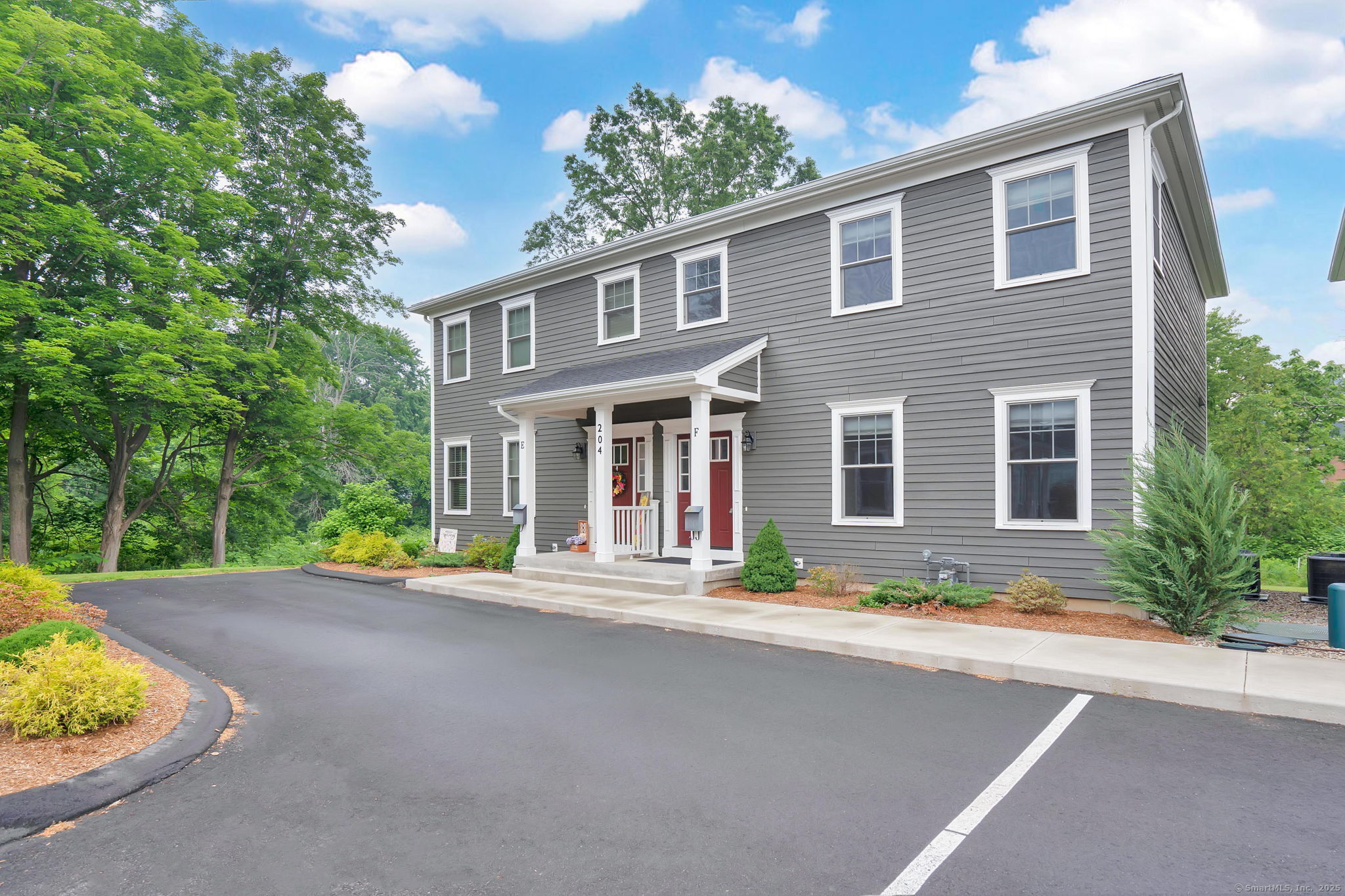 Property Photo: 204 Mountain Road Apt F CT 06078