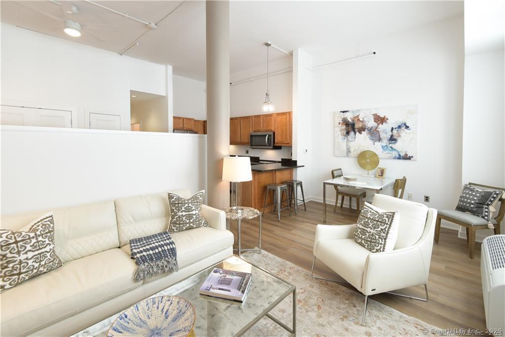 Property Photo: 15 Dinah Road 205 CT 06107