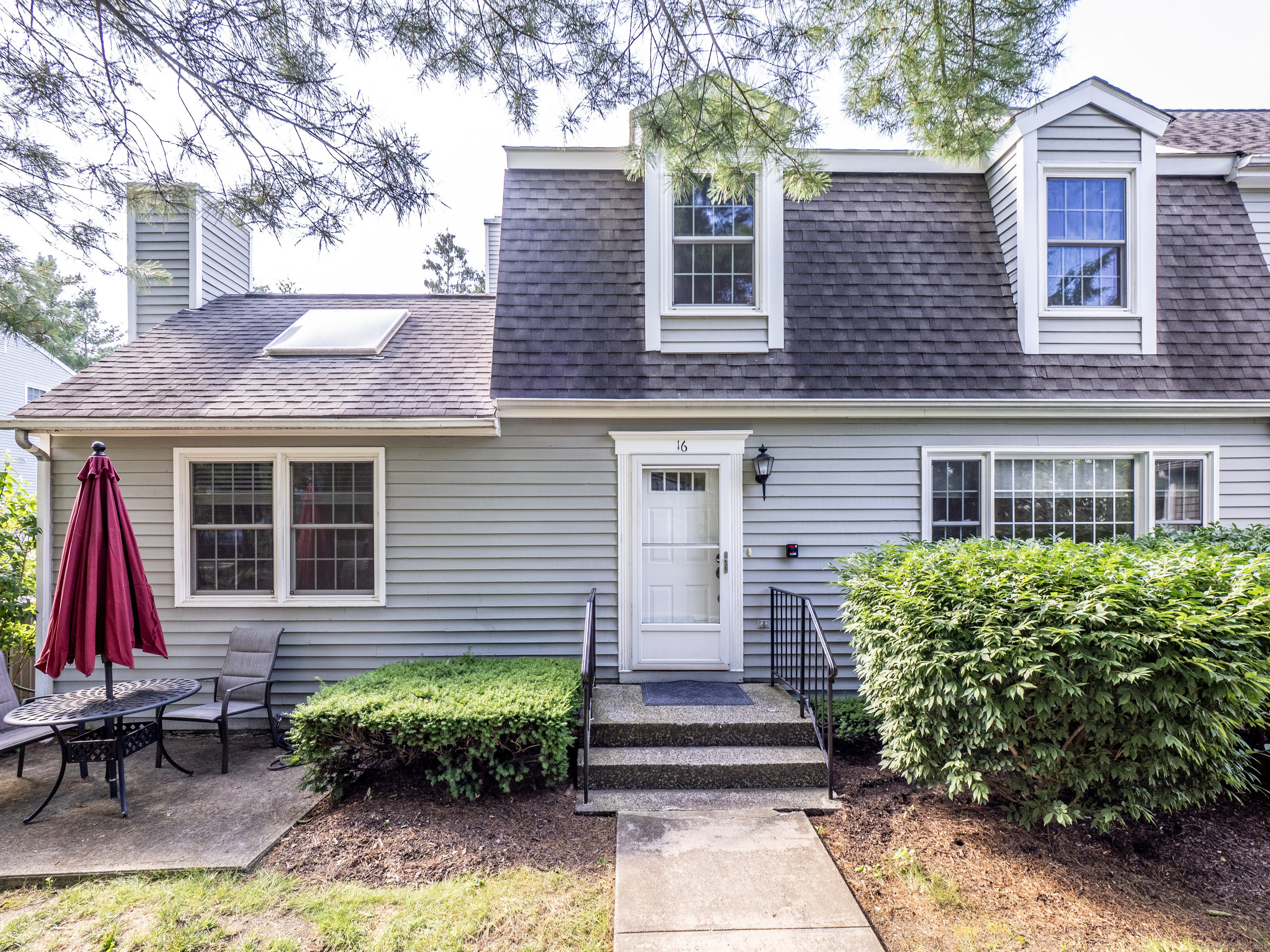 Property Photo: 19 Prospect Ridge Apt 16 CT 06877
