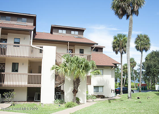 Property Photo: 3325 Kirkland Road NE FL 32905