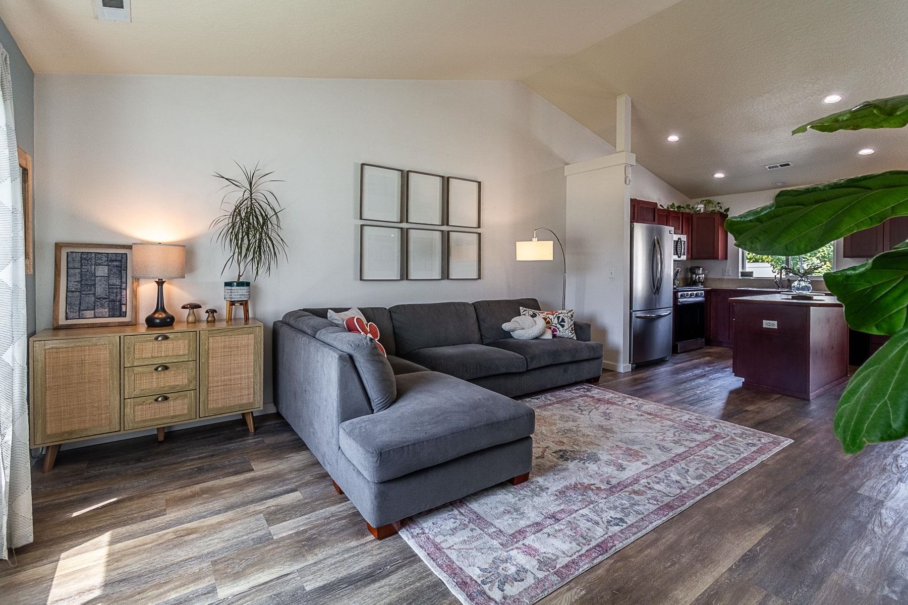 Property Photo: 12818 W 6th Ave WA 99001