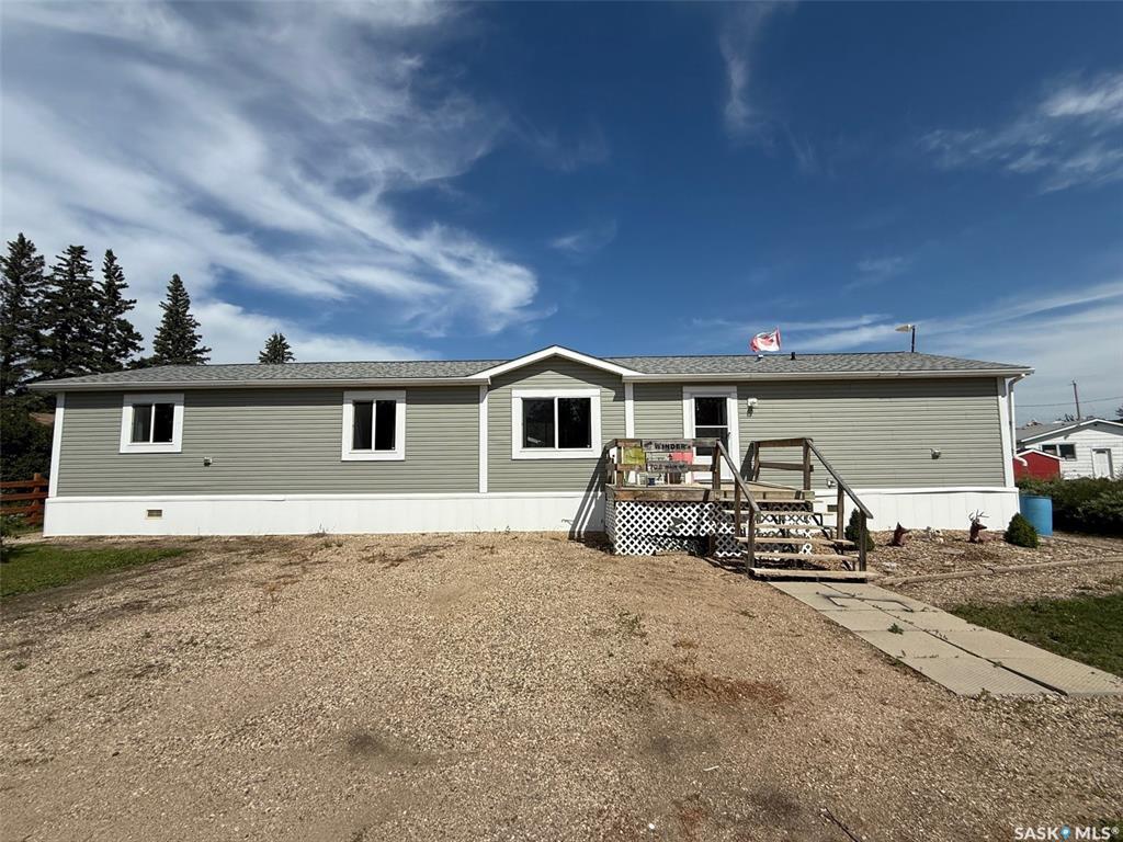 Property Photo:  708 Main Street  SK S0M 1T0 