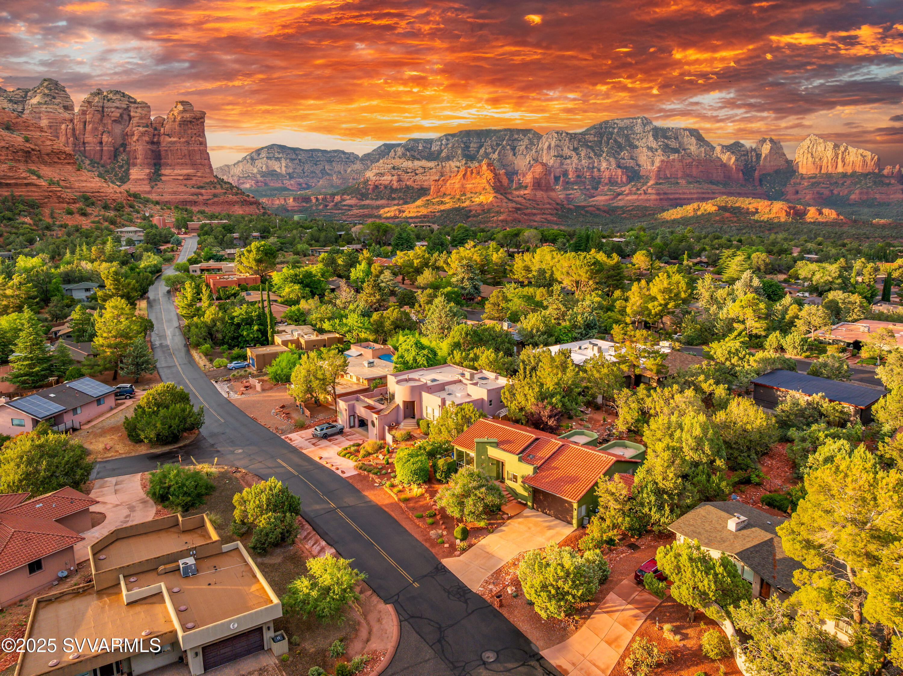 Property Photo: 610 Mountain Shadows Drive AZ 86336