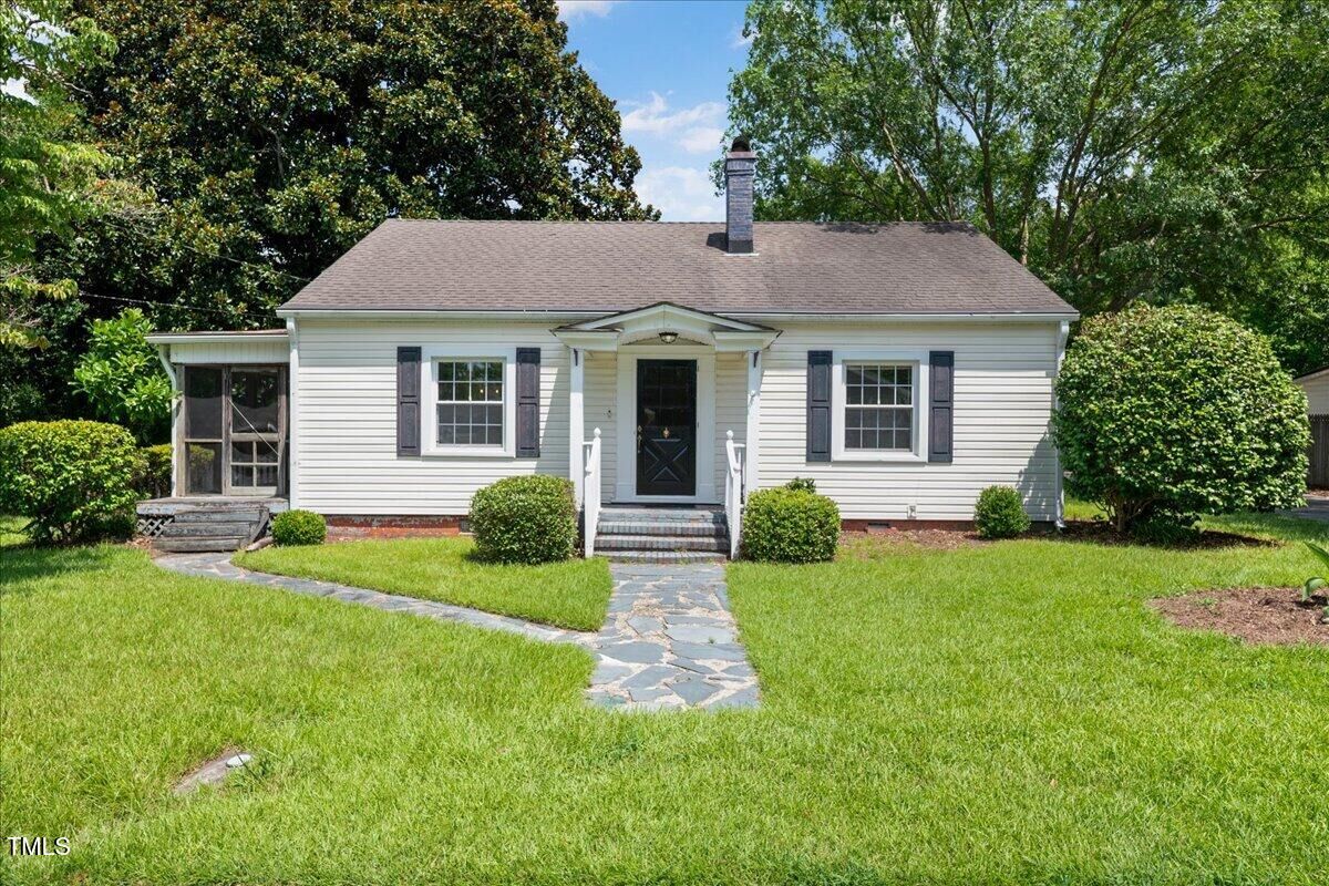 Property Photo:  87 S Poplar Street  NC 27501 