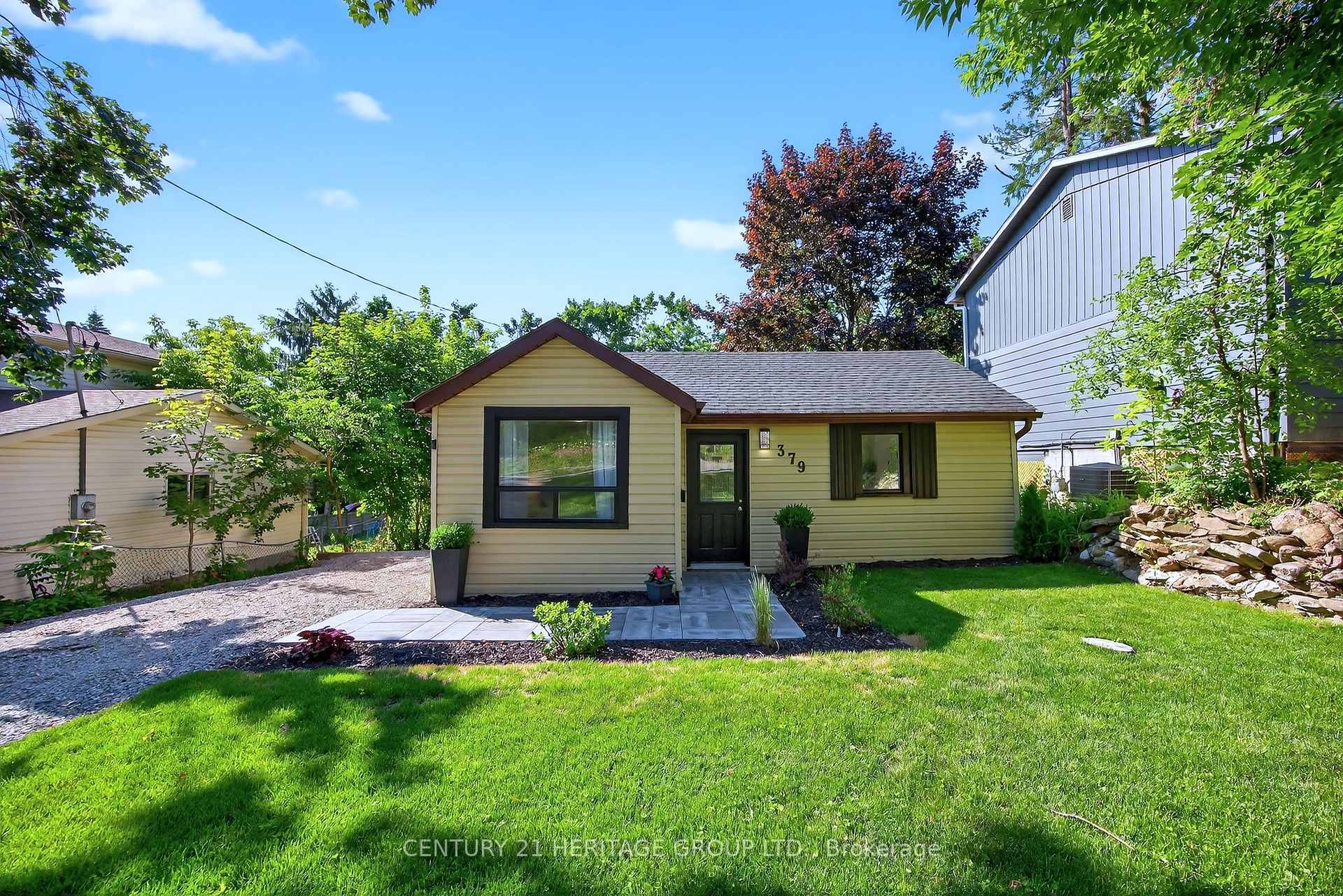 Property Photo: 379 Arthur Street ON L3V 3M9
