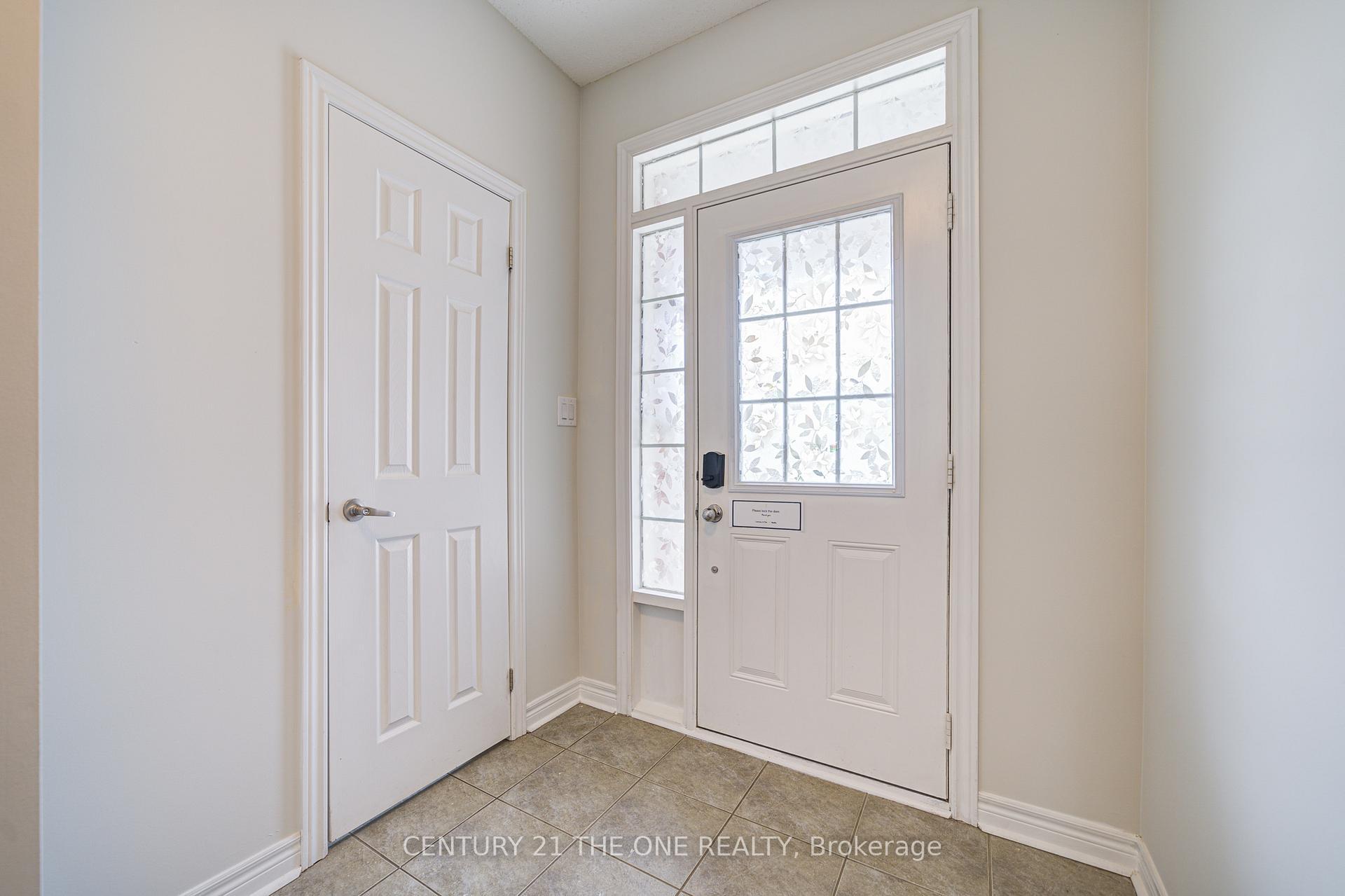 Property Photo:  143 Collin Court  ON L4E 0X8 