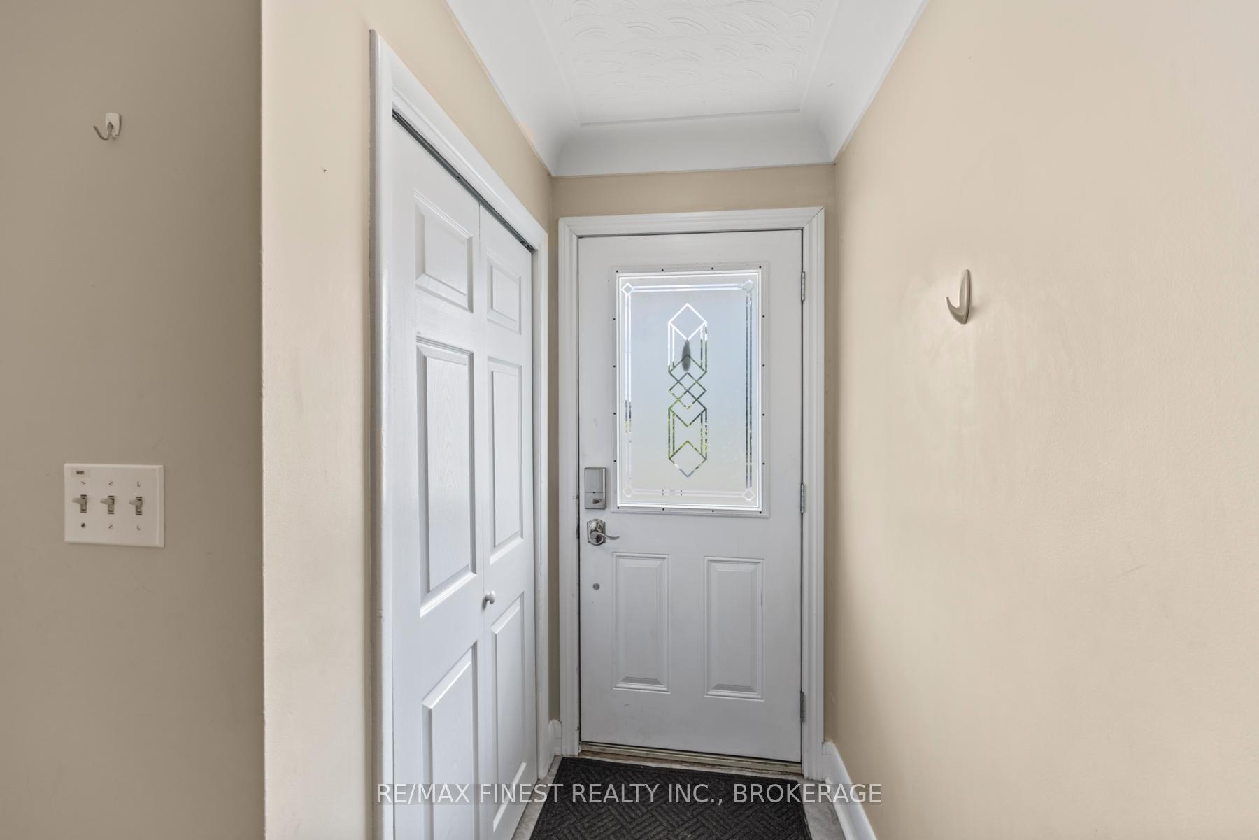 Property Photo: 1215 Johnson Street ON K7M 2P1