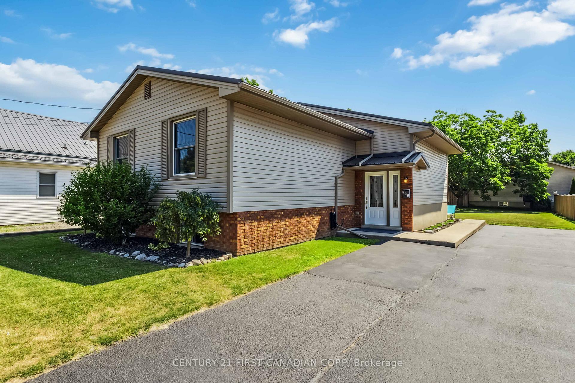 Property Photo: 311 John Street S ON N5H 2C9