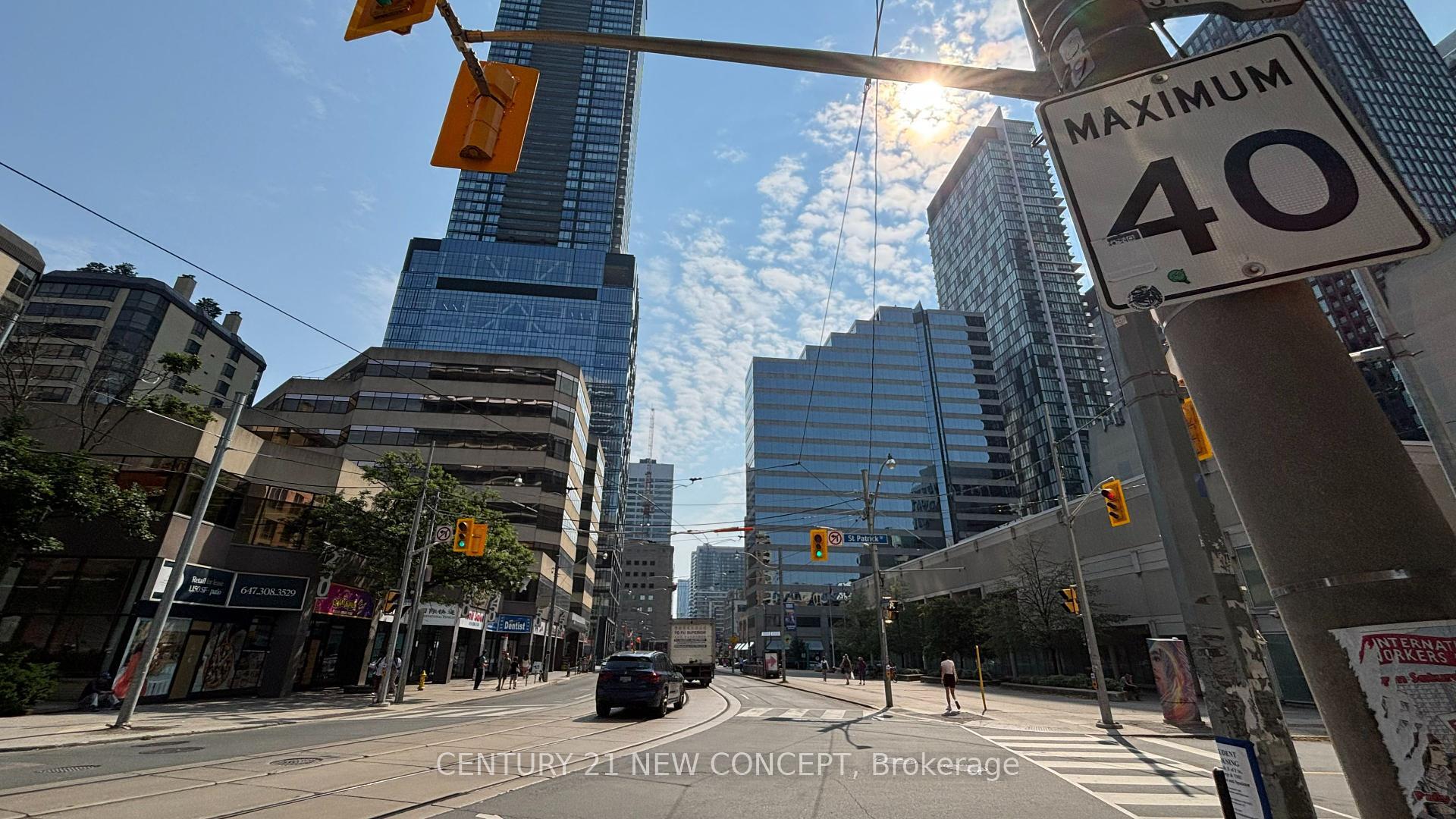 Property Photo: 280 Dundas Street W 915 ON M5T 1V4