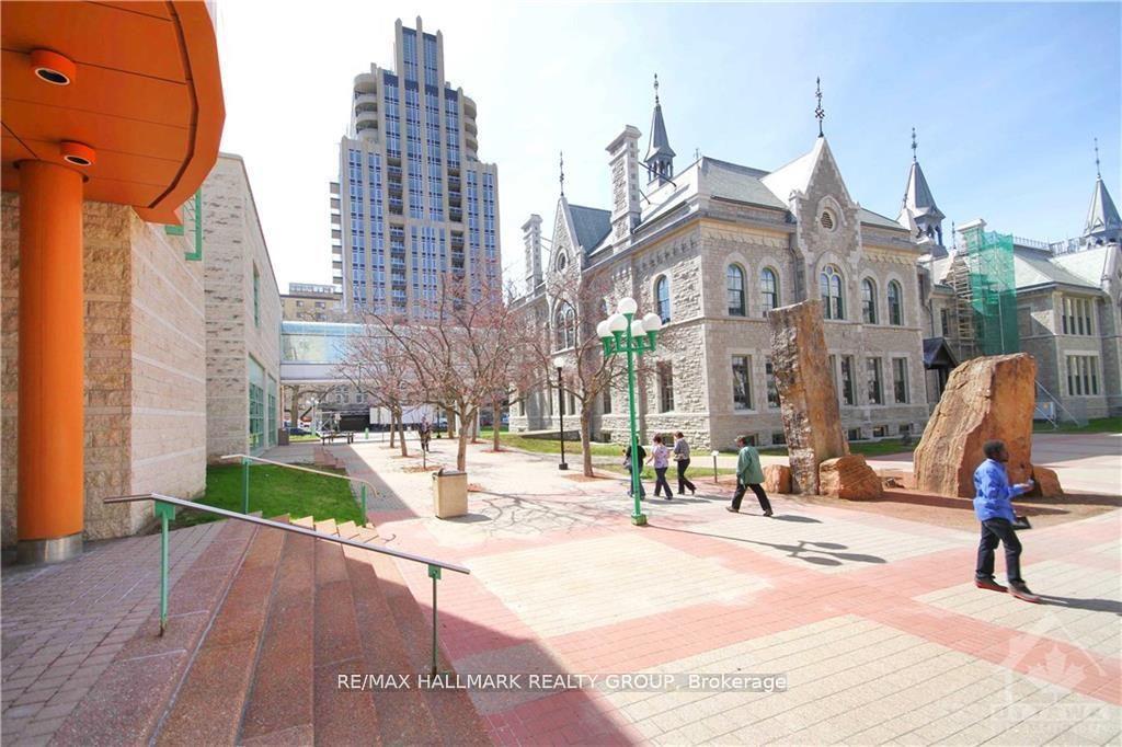 Property Photo:  108 Lisgar Street 2001  ON K2P 1E1 