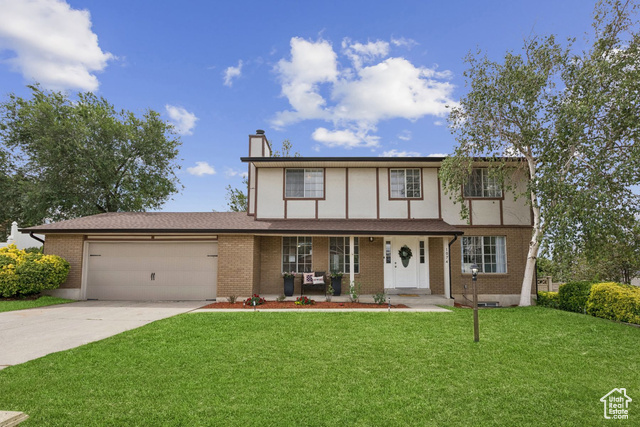 Property Photo: 1074 E Spring Ridge Dr UT 84094