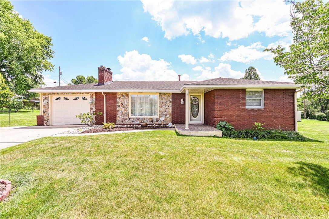 Property Photo: 1515 George St PA 15650