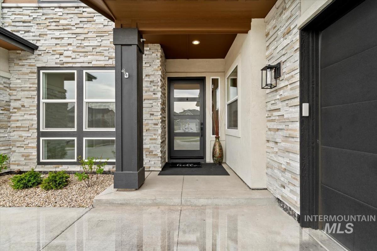 Property Photo: 6128 S Phoebe Pl. ID 83642