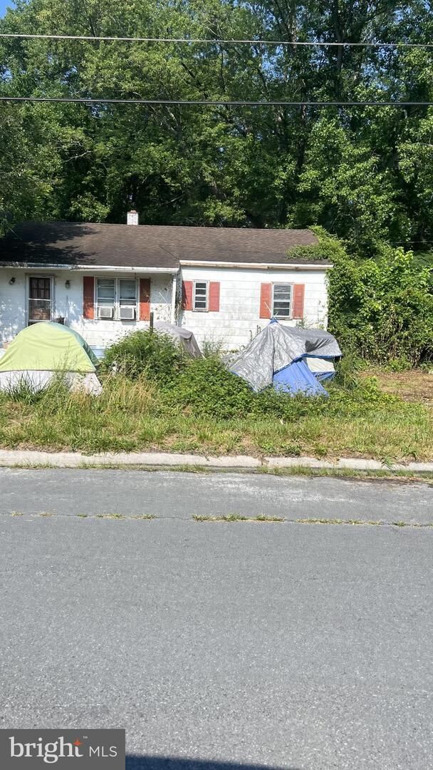 Property Photo:  506 Woodcrest Avenue  MD 21804 