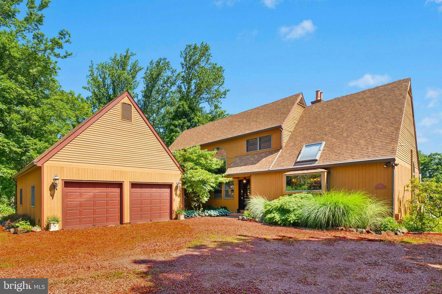 Property Photo: 1565 Mine Spring Road PA 18972
