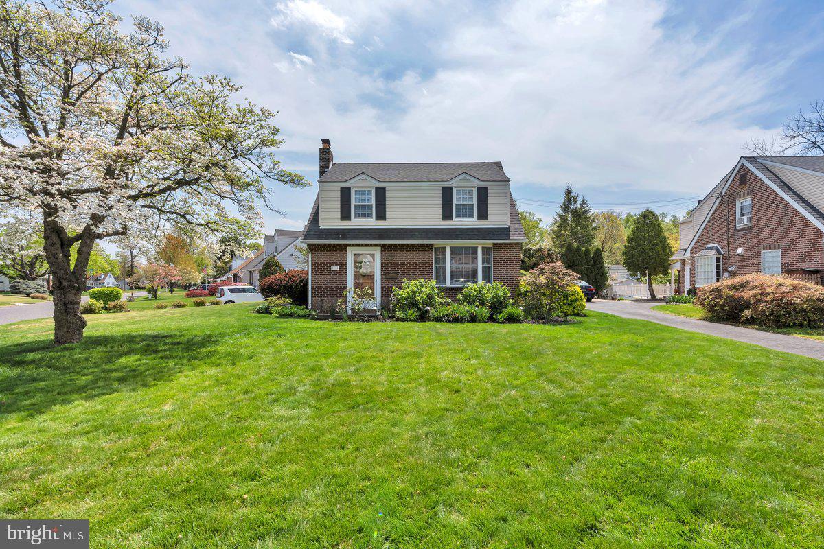 Property Photo: 8045 Albion Street PA 19136
