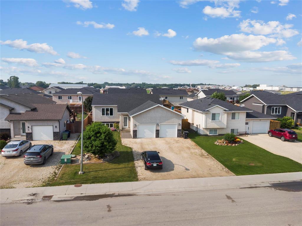 Property Photo: 93 Rockridge Drive MB R0A 0C0