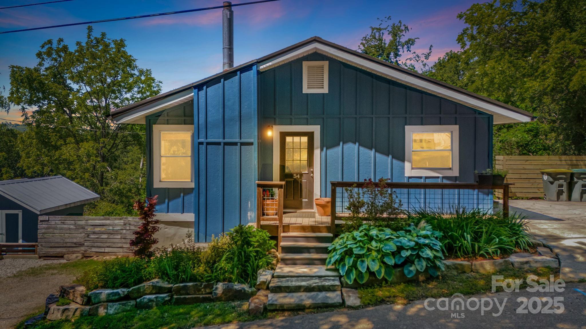 54 Vine Street  Asheville NC 28804 photo