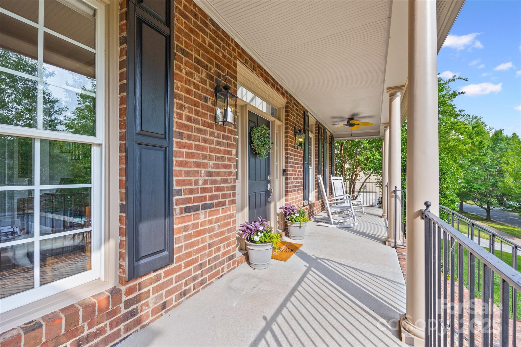 Property Photo: 927 Cove Point Lane SC 29708