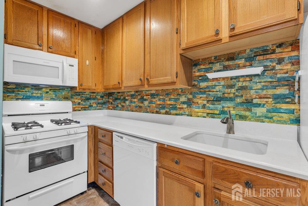 Property Photo:  4511 Birchwood Court  NJ 08902 