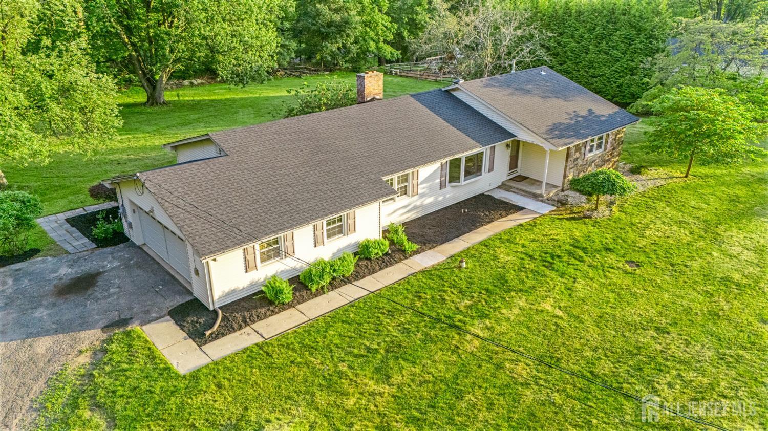 Property Photo: 4 Hickory Trail NJ 08822