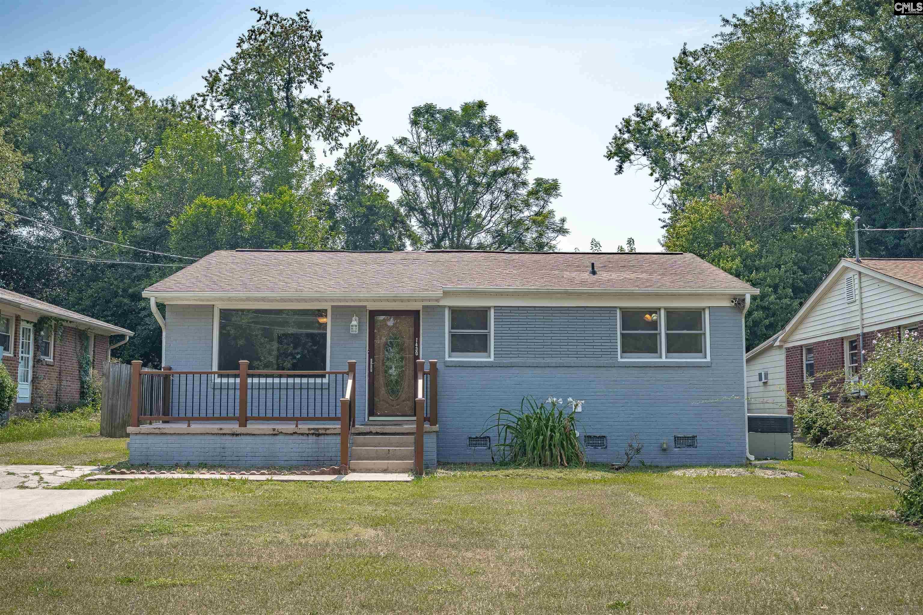 Property Photo: 1430 Dahlia SC 29205