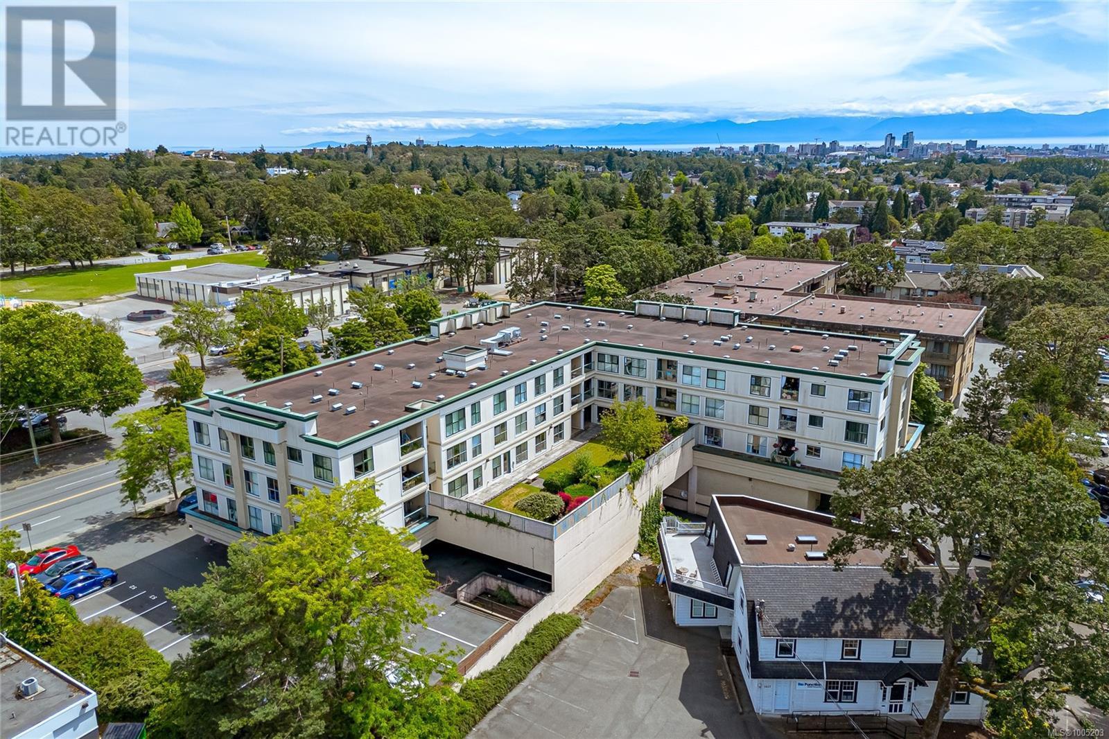 Property Photo: 3460 Quadra Street 207 BC V8X 1G6